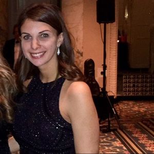Meet your Posher, Laura